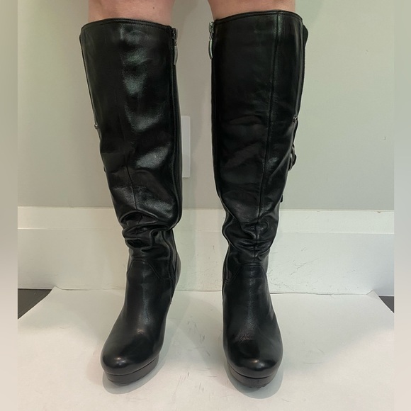 Guess Hearne Black Leather Knee-High Stiletto Boots Size 7.5 calf panel - Picture 3 of 16